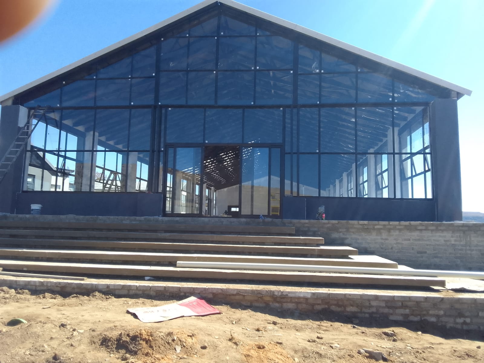 K4gatsheni construction team on site